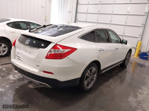 2013 Honda Crosstour EX-L with VIN 5J6TF1H55DL003461, listed as a IAAI auction lot 41817484 with 144,145 mi miles. Bid and sale history available at carsss.com. Image 4.