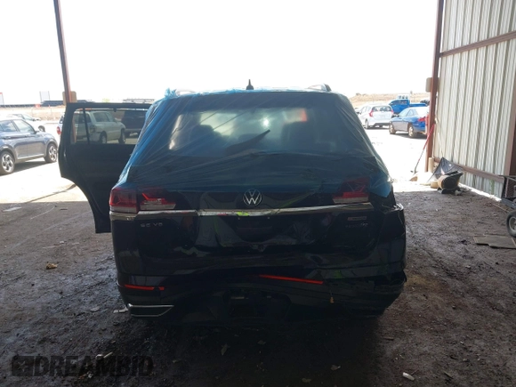 2022 Volkswagen Atlas SE with VIN 1V2KR2CA8NC550050, listed as a IAAI auction lot 42099174 with 55,967 mi miles and . Bid and sale history available at DreamBid. Image 17.