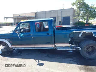 1996 Ford F-350 с VIN 1FTJW35F5TEA87189, выставлен на аукционе IAAI как лот 42228541 с пробегом 228 747 миль миль и . История ставок и продаж доступна на DreamBid. Изображение 14.