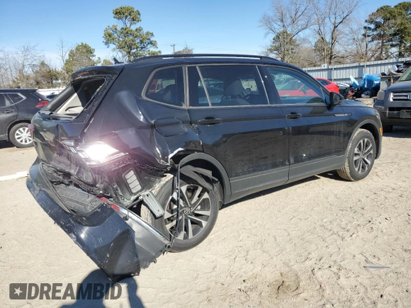 2024 Volkswagen Tiguan S with VIN 3VVRB7AX4RM208299, listed as a Copart auction lot 42819565 with 930 mi miles and Salvage Title. Bid and sale history available at carsss.com. Image 3.