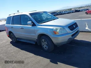 2005 Honda Pilot EX-L with VIN 5FNYF18515B035792, listed as a IAAI auction lot 40655049 with 293,775 mi miles. Bid and sale history available at carsss.com. Image 1.