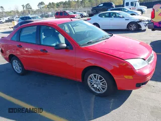 2007 Ford Focus S with VIN 1FAFP34N17W160060, listed as a IAAI auction lot 41838890 with 217,980 mi miles and . Bid and sale history available at carsss.com. Image 1.