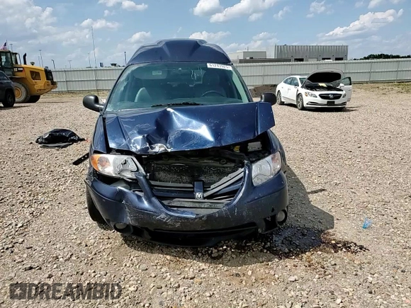 2005 Dodge Caravan SXT with VIN 2D4GP44L95R424704, listed as a Copart auction lot 61243925 with 190,608 mi miles and Salvage title. Bid and sale history available at DreamBid. Image 15.