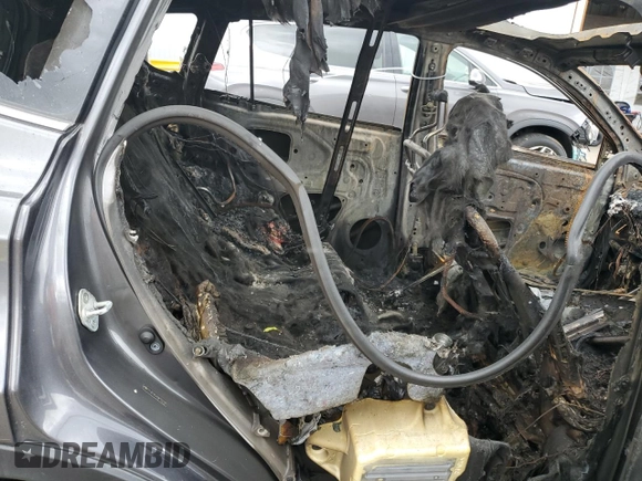 2013 Toyota RAV4 XLE с VIN 2T3RFREV0DW122440, выставлен на аукционе Copart как лот 55291085 с пробегом Не указан миль и На запчасти • Non repairable. История ставок и продаж доступна на DreamBid. Изображение 10.
