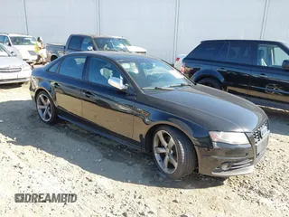 2011 Audi S4 Premium Plus z VIN WAUBGAFL8BA115337, wystawiony jako IAAI lot #40684705 z przebiegiem 152 978 mil mil oraz . Historia ofert i sprzedaży dostępna na DreamBid. Obrazek 1.