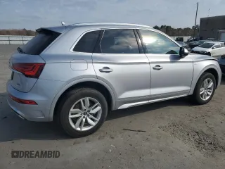 2023 Audi Q5 S line Premium with VIN WA1GAAFY3P2098710, listed as a Copart auction lot 49141035 with 24,303 mi miles and Salvage title. Bid and sale history available at DreamBid. Image 3.