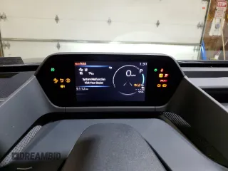 2023 Subaru Solterra Premium с VIN JTMABABA8PA014940, выставлен на аукционе Copart как лот 45178354 с пробегом 5 112 миль миль и . История ставок и продаж доступна на DreamBid. Изображение 9.