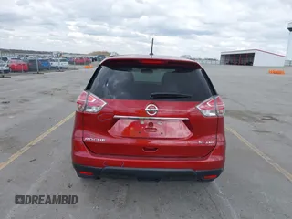 2015 Nissan Rogue SL with VIN 5N1AT2MV5FC870424, listed as a IAAI auction lot 41998532 with 111,000 mi miles and . Bid and sale history available at carsss.com. Image 16.
