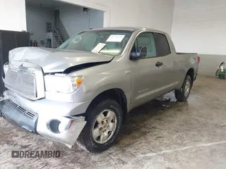 2010 Toyota Tundra 4WD Truck with VIN 5TFUM5F18AX005636, listed as a IAAI auction lot 41536831 with 77,726 mi miles. Bid and sale history available at carsss.com. Image 18.