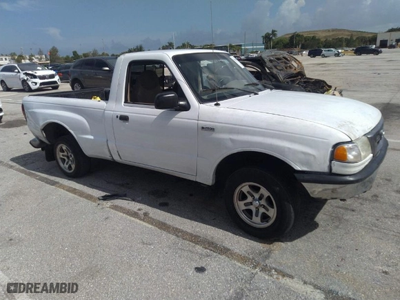 1999 Mazda B-Series 2WD Truck SX with VIN 4F4YR12C2XTM44471, listed as a IAAI auction lot 39659921 with 274,006 mi miles. Bid and sale history available at carsss.com. Image 1.