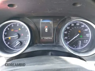 2018 Toyota Camry LE z VIN 4T1B11HK9JU583160, wystawiony jako IAAI lot #41707215 z przebiegiem 134 214 mil mil oraz . Historia ofert i sprzedaży dostępna na DreamBid. Obrazek 7.