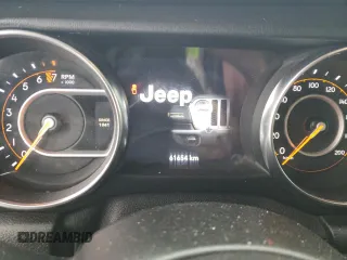 2020 Jeep Gladiator Overland with VIN 1C6HJTFG9LL152701, listed as a Copart auction lot 80737794 with 61,654 mi miles and Salvage title. Bid and sale history available at DreamBid. Image 9.