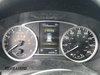 2017 Nissan Sentra SV z VIN 3N1AB7AP9HY357197, wystawiony jako Copart lot #58762495 z przebiegiem 68 998 mil mil oraz Szkoda całkowita • Salvage title. Historia ofert i sprzedaży dostępna na DreamBid. Obrazek 9.