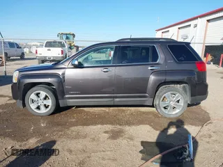 2015 GMC Terrain SLE with VIN 2GKALREK8F6316017, listed as a IAAI auction lot 41725193 with 112,206 mi miles. Bid and sale history available at carsss.com. Image 15.