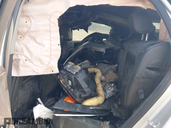 2022 GMC Terrain SLT z VIN 3GKALVEV1NL195005, wystawiony jako IAAI lot #42395131 z przebiegiem 40 499 mil mil oraz . Historia ofert i sprzedaży dostępna na DreamBid. Obrazek 8.