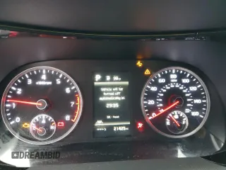 2024 Kia K5 GT-Line z VIN 5XXG64J23RG258089, wystawiony jako Copart lot #45465715 z przebiegiem 21 425 mil mil oraz Szkoda całkowita • Salvage title. Historia ofert i sprzedaży dostępna na DreamBid. Obrazek 9.