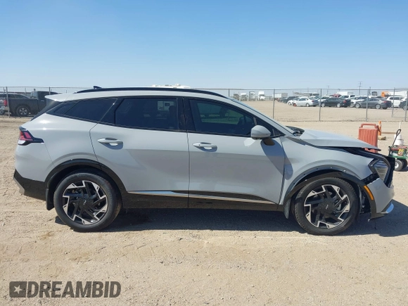 2024 Kia Sportage SX-Prestige with VIN 5XYK53DFXRG152515, listed as a IAAI auction lot 40522588 with 7,697 mi miles and . Bid and sale history available at carsss.com. Image 14.