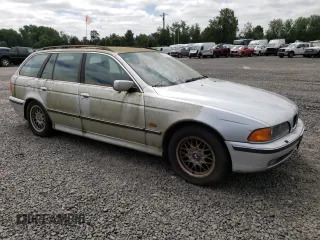 2000 BMW 5 Series 528iAt with VIN WBADP6341YBV64316, listed as a Copart auction lot 61557144 with 0 mi miles and Clean Title. Bid and sale history available at carsss.com. Image 4.