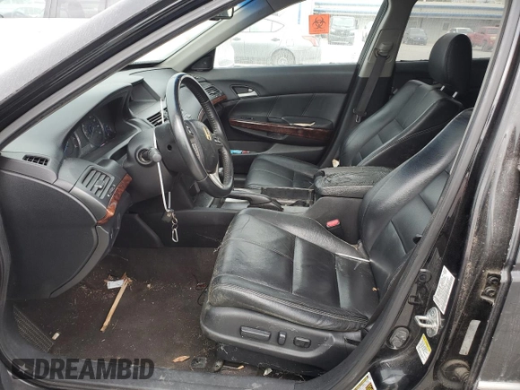 2010 Honda Crosstour EX-L z VIN 5J6TF1H50AL010040, wystawiony jako Copart lot #45092214 z przebiegiem Nie podano mil oraz Szkoda całkowita • Salvage title. Historia ofert i sprzedaży dostępna na DreamBid. Obrazek 7.