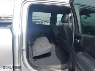 2019 Chevrolet Silverado 1500 LT with VIN 3GCPWCEK8KG124931, listed as a IAAI auction lot 41325693 with 116,927 mi miles. Bid and sale history available at carsss.com. Image 8.