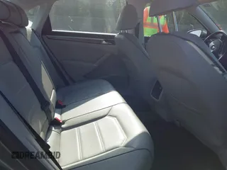 2016 Volkswagen Passat SE z VIN 1VWBS7A39GC048588, wystawiony jako IAAI lot #42024717 z przebiegiem 94 626 mil mil oraz . Historia ofert i sprzedaży dostępna na DreamBid. Obrazek 8.