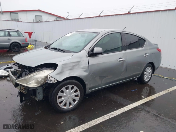 2014 Nissan Versa S with VIN 3N1CN7AP1EK462041, listed as a IAAI auction lot 41640390 with 148,241 mi miles. Bid and sale history available at carsss.com. Image 18.