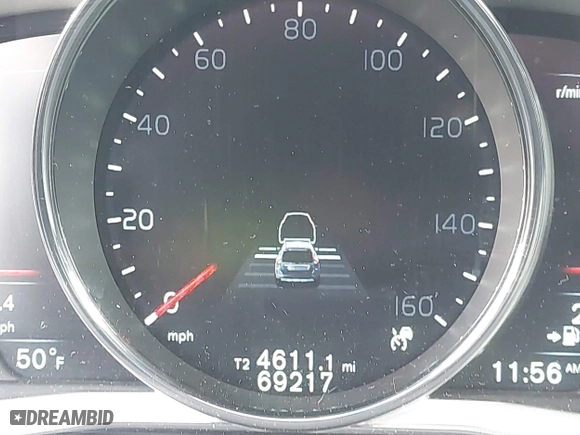 2016 Volvo XC60 T5 Platinum with VIN YV4612RM1G2829728, listed as a IAAI auction lot 41446744 with 69,217 mi miles. Bid and sale history available at carsss.com. Image 14.