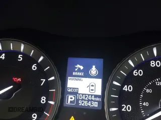 2016 Infiniti Q70 z VIN JN1BY1AR4GM271282, wystawiony jako IAAI lot #42204923 z przebiegiem 104 244 mil mil oraz . Historia ofert i sprzedaży dostępna na DreamBid. Obrazek 15.