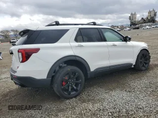 2024 Ford Explorer ST with VIN 1FM5K8GC3RGA14764, listed as a Copart auction lot 48584765 with 5,018 mi miles and Salvage Title. Bid and sale history available at carsss.com. Image 3.