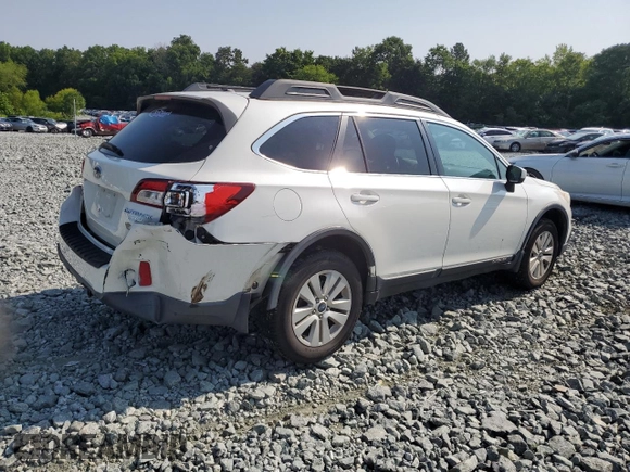 2015 Subaru Outback Premium with VIN 4S4BSADC2F3357003, listed as a Copart auction lot 58920125 with 196,786 mi miles and Salvage title. Bid and sale history available at DreamBid. Image 3.