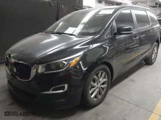2019 Kia Sedona EX with VIN KNDMB5C12K6559854, listed as a IAAI auction lot 41581795 with 59,125 mi miles. Bid and sale history available at carsss.com. Image 17.
