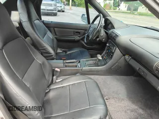 1996 BMW 3 Series Z3 1.9 z VIN 4USCH7324TLB74164, wystawiony jako Copart lot #57779285 z przebiegiem 148 850 mil mil oraz Czysty tytuł • Clean title. Historia ofert i sprzedaży dostępna na DreamBid. Obrazek 5.