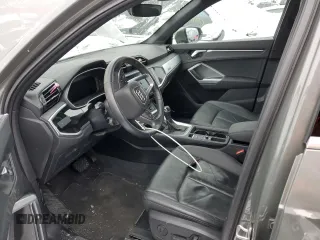 2019 Audi Q3 Premium with VIN WA1AECF38K1075626, listed as a Copart auction lot 38745543 with 72,261 mi miles. Bid and sale history available at carsss.com. Image 7.