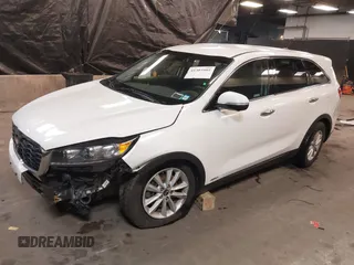 2019 Kia Sorento LX with VIN 5XYPGDA38KG558444, listed as a IAAI auction lot 41303905 with 148,567 mi miles. Bid and sale history available at carsss.com. Image 19.