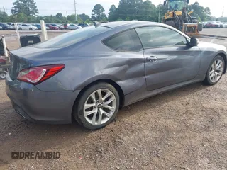 2015 Hyundai Genesis Coupe 3.8L Base с VIN KMHHU6KJ3FU124857, выставлен на аукционе IAAI как лот 42168363 с пробегом 130 469 миль миль и . История ставок и продаж доступна на DreamBid. Изображение 4.
