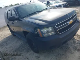 2012 Chevrolet Tahoe Commercial z VIN 1GNLC2E08CR196981, wystawiony jako IAAI lot #42834520 z przebiegiem 221 592 mil mil oraz . Historia ofert i sprzedaży dostępna na DreamBid. Obrazek 1.
