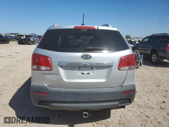 2012 Kia Sorento LX with VIN 5XYKTDA20CG218347, listed as a Copart auction lot 47980695 with 163,476 mi miles and Salvage Title. Bid and sale history available at carsss.com. Image 6.