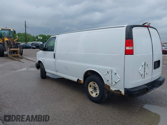 2012 GMC Savana Cargo z VIN 1GTW7FCA3C1186368, wystawiony jako IAAI lot #42127175 z przebiegiem 512 034 mil mil oraz . Historia ofert i sprzedaży dostępna na DreamBid. Obrazek 3.