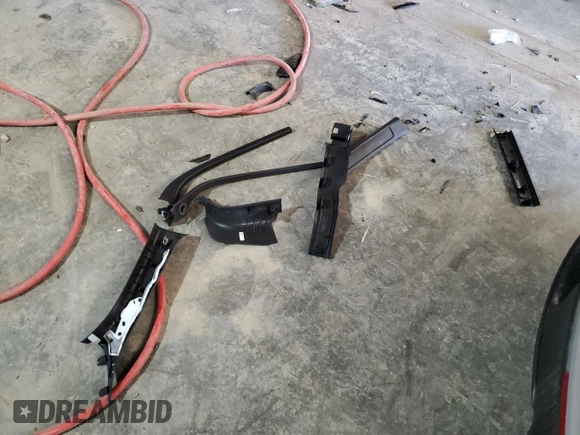 2018 Ford Police Interceptor z VIN 1FAHP2L83JG123706, wystawiony jako Copart lot #50048695 z przebiegiem Nie podano mil oraz Szkoda całkowita • Salvage title. Historia ofert i sprzedaży dostępna na DreamBid. Obrazek 12.