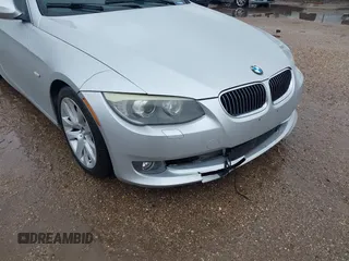 2011 BMW 3 Series 328i с VIN WBAKE3C50BE557626, выставлен на аукционе IAAI как лот 42187609 с пробегом 126 037 миль миль и . История ставок и продаж доступна на DreamBid. Изображение 6.