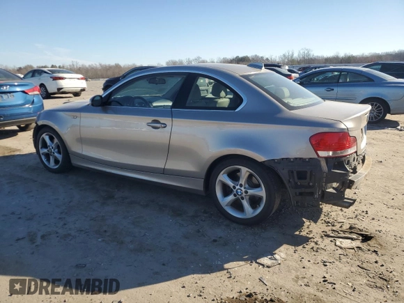 2009 BMW 1 Series 128i with VIN WBAUP73509VK76303, listed as a Copart auction lot 88517355 with 93,559 mi miles and Salvage Title. Bid and sale history available at carsss.com. Image 2.