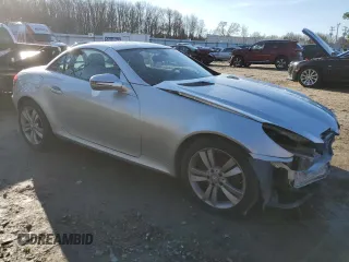 2010 Mercedes-Benz SLK-Class SLK 300 with VIN WDBWK5EA7AF226326, listed as a Copart auction lot 45926775 with 76,646 mi miles and Salvage Title. Bid and sale history available at carsss.com. Image 4.