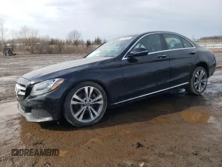 2018 Mercedes-Benz C 300 z VIN 55SWF4JB7JU257190, wystawiony jako Copart lot #47238505 z przebiegiem 61 712 mil mil oraz Szkoda całkowita • Salvage title. Historia ofert i sprzedaży dostępna na DreamBid. Obrazek 1.