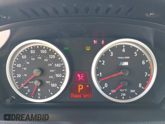 2010 BMW X5 M z VIN 5YMGY0C57ALK25120, wystawiony jako IAAI lot #41473632 z przebiegiem 78 923 mil mil oraz . Historia ofert i sprzedaży dostępna na DreamBid. Obrazek 7.