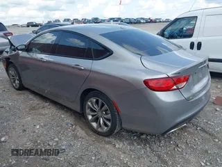 2015 Chrysler 200 S z VIN 1C3CCCBB5FN591009, wystawiony jako IAAI lot #42092195 z przebiegiem 75 943 mil mil oraz . Historia ofert i sprzedaży dostępna na DreamBid. Obrazek 3.