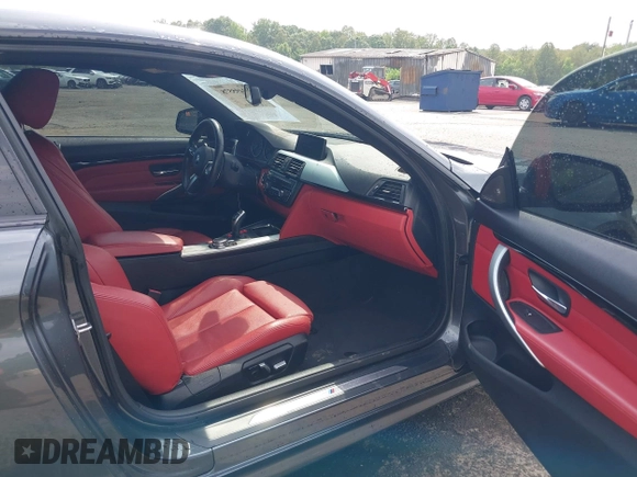 2016 BMW 4 Series 435i xDrive z VIN WBA3R5C58GK373564, wystawiony jako IAAI lot #42495578 z przebiegiem 74 690 mil mil oraz . Historia ofert i sprzedaży dostępna na DreamBid. Obrazek 5.