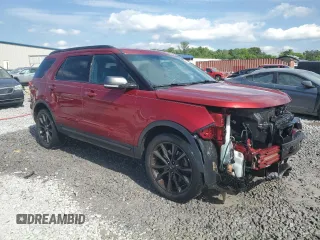 2017 Ford Explorer XLT z VIN 1FM5K7D88HGA84107, wystawiony jako Copart lot #57852825 z przebiegiem 106 997 mil mil oraz Szkoda całkowita • Salvage title. Historia ofert i sprzedaży dostępna na DreamBid. Obrazek 4.