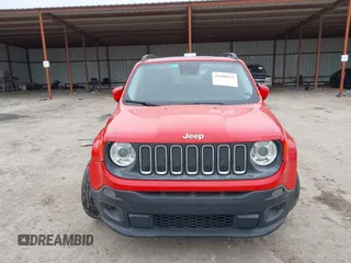 2017 Jeep Renegade Latitude with VIN ZACCJABB1HPG28699, listed as a IAAI auction lot 41640513 with 181,946 mi miles. Bid and sale history available at carsss.com. Image 12.