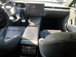2022 Tesla Model S with VIN 5YJSA1E51NF482745, listed as a Copart auction lot 42562955 with 75,573 mi miles and Salvage Title. Bid and sale history available at DreamBid. Image 8.
