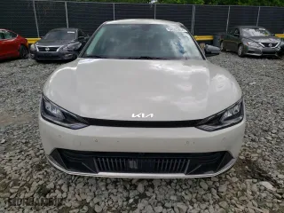2022 Kia EV6 Wind with VIN KNDC34LA9N5059834, listed as a Copart auction lot 54963404 with 52,622 mi miles and Salvage Title. Bid and sale history available at carsss.com. Image 5.